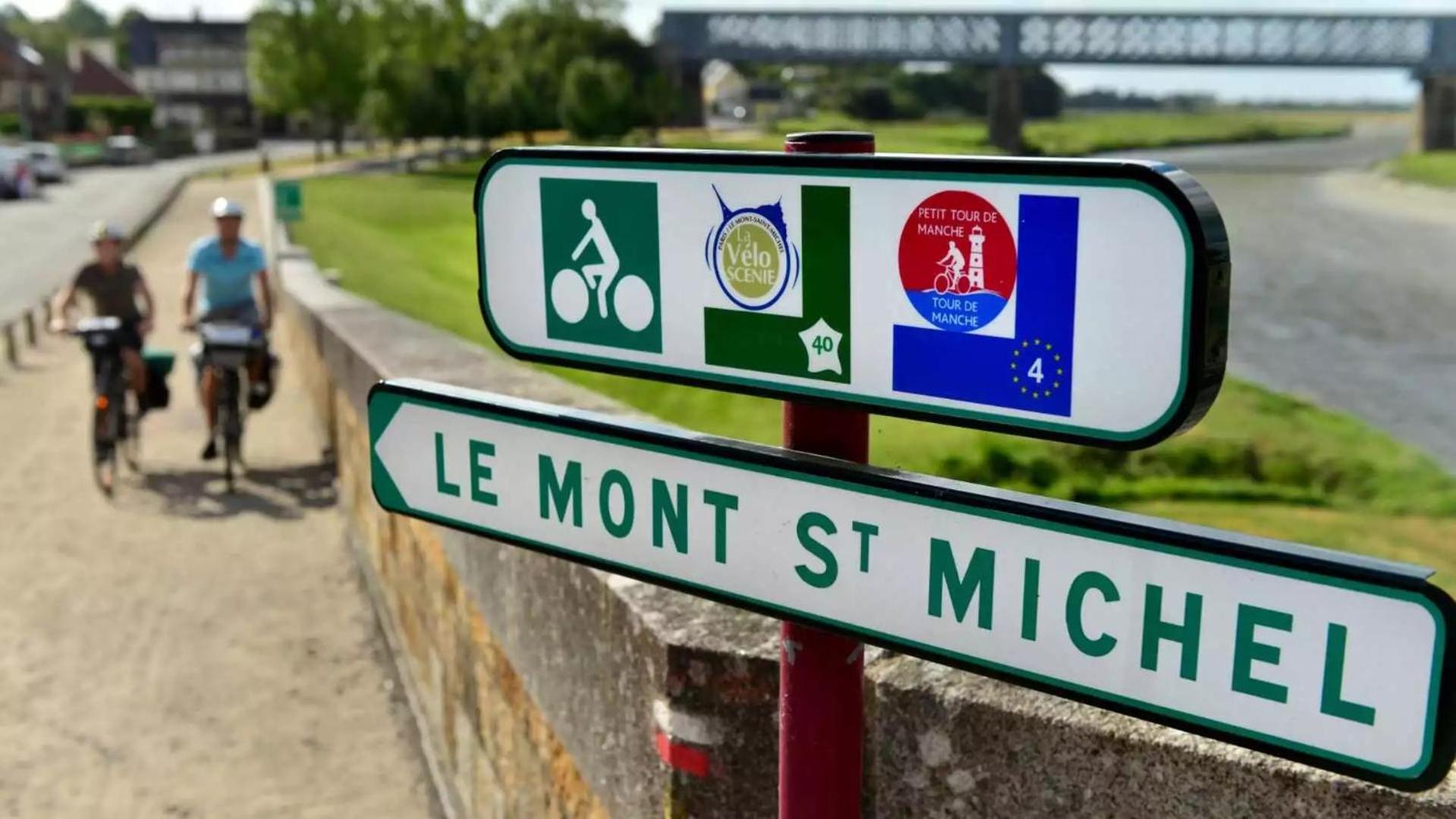 Chateau Isigny, Ideal Pour Les Familles Avec Enfants Et Les Animaux De Compagnie, Situe A Proximite Du Mont Saint-Michel Kültér fotó
