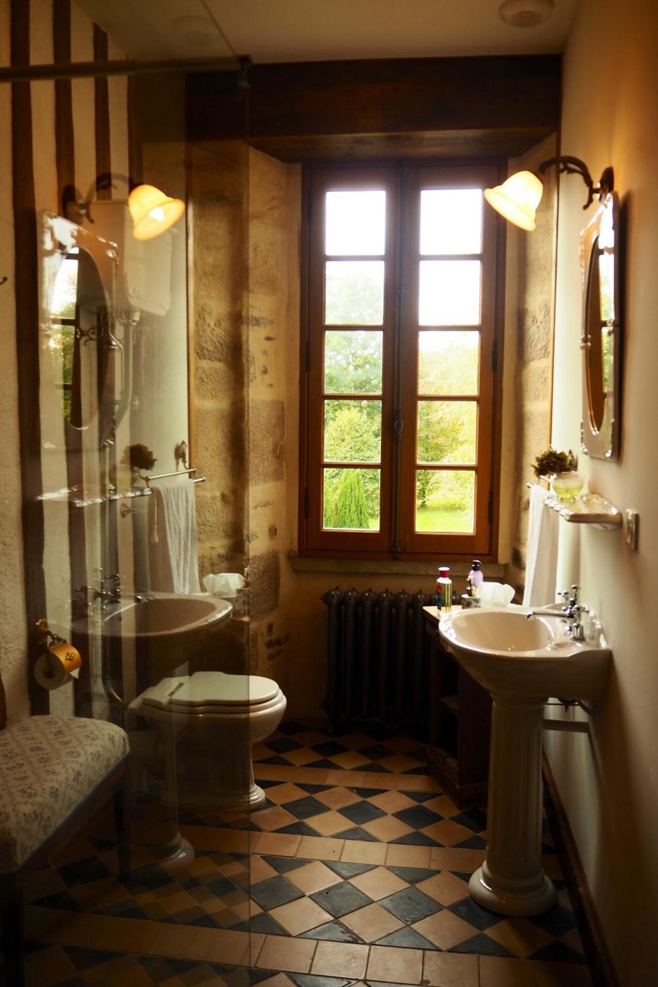 Chateau Isigny, Ideal Pour Les Familles Avec Enfants Et Les Animaux De Compagnie, Situe A Proximite Du Mont Saint-Michel Kültér fotó