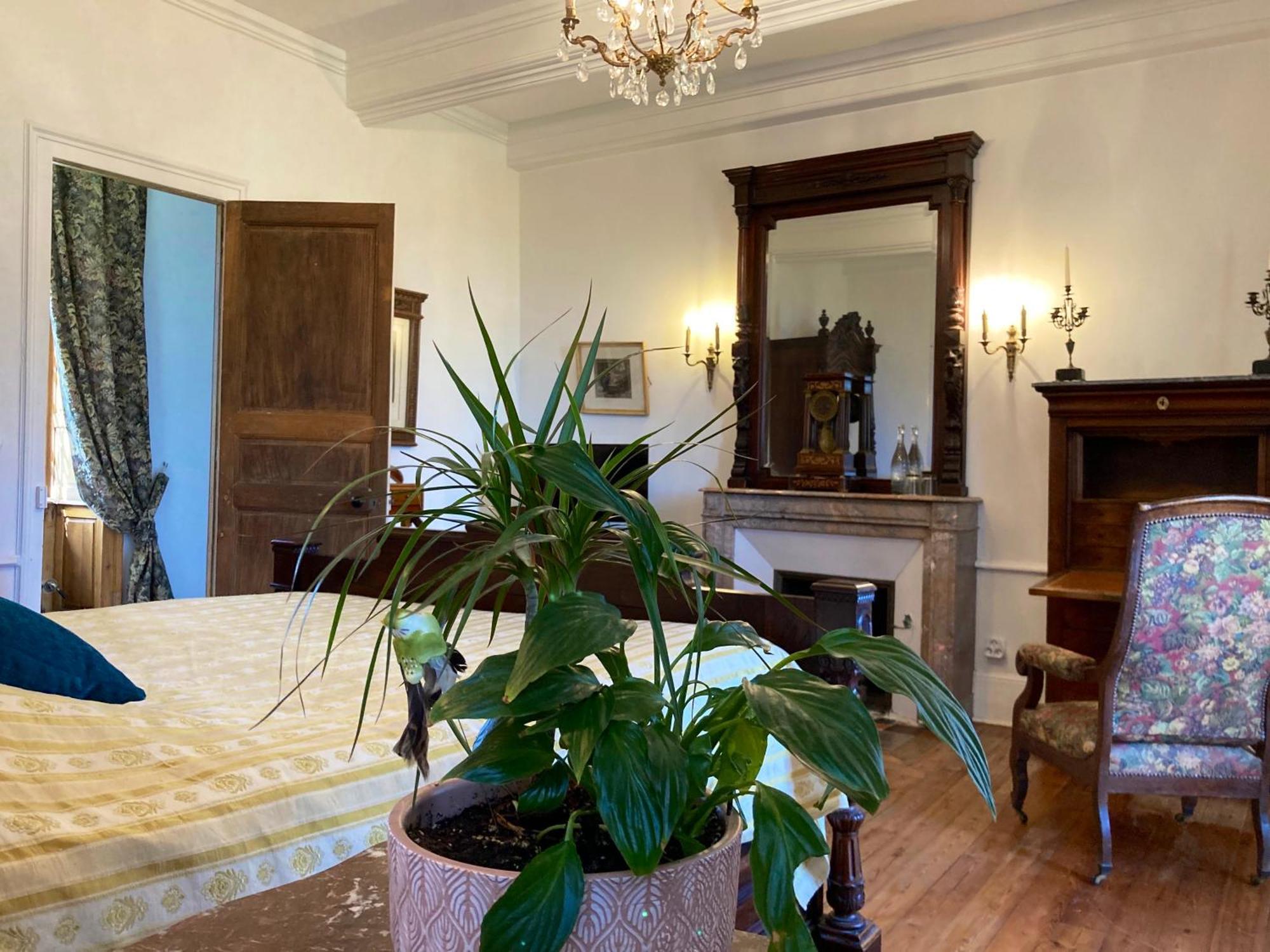Chateau Isigny, Ideal Pour Les Familles Avec Enfants Et Les Animaux De Compagnie, Situe A Proximite Du Mont Saint-Michel Kültér fotó